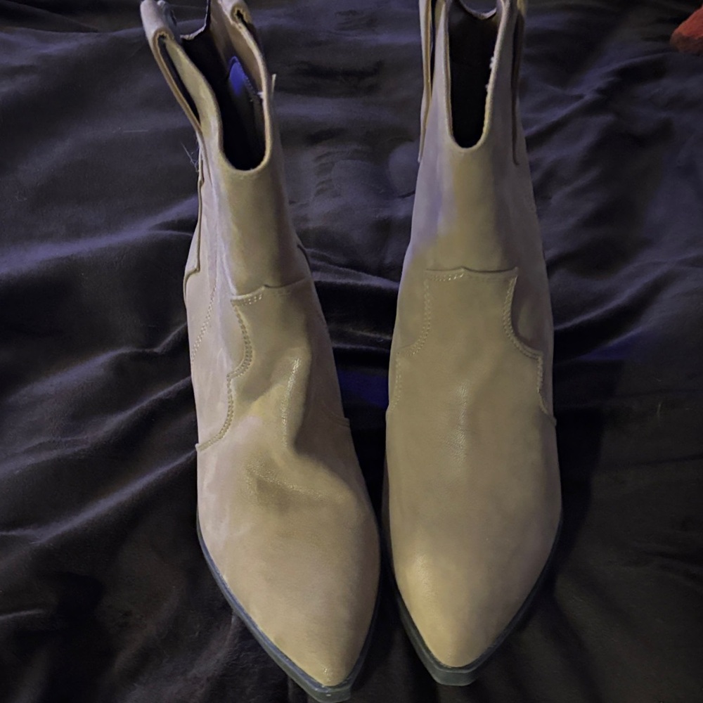BAMBOO Tan Ankle Boots for Women